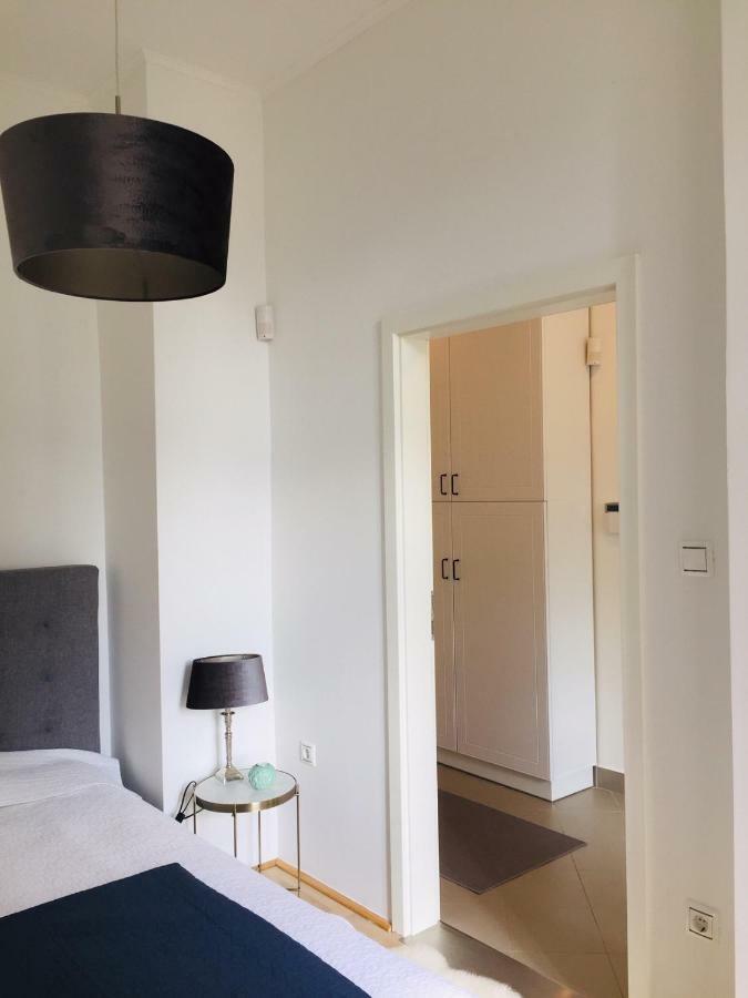 Ybl Apartment City Center Székesfehérvár Exteriör bild